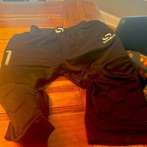 Sondico Soccer goalie 3/4 pants  kids size L used
